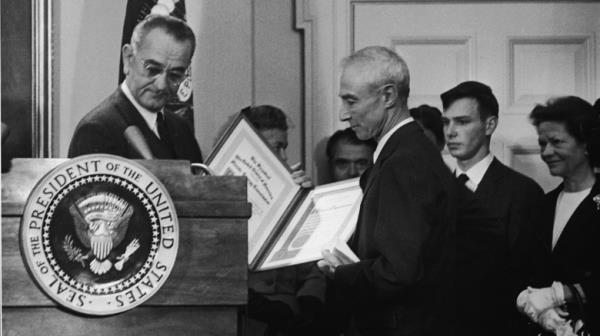 LBJ gives Oppenheimer award