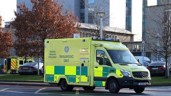 Woman waits nearly an hour for ambulance after collapsing minutes from Cork hospital