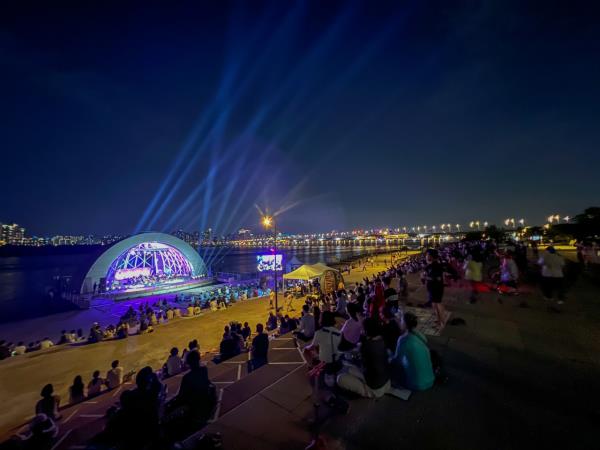 The Hangang Summer Music Picnic (Seoul Metropolitan Government)